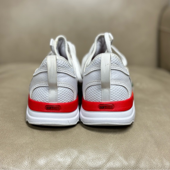 Gently used Puma athletic shoes - Picture 2 of 6